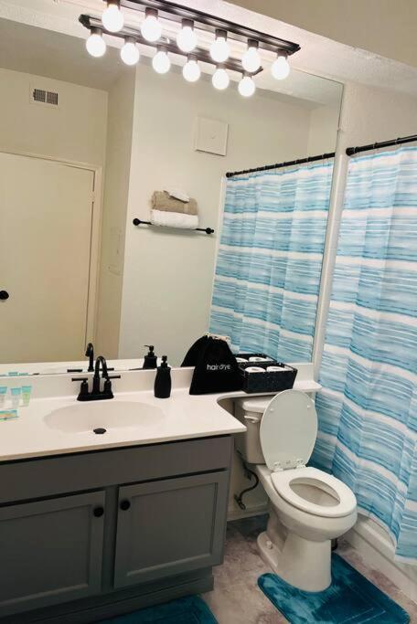 Home Away From Home-Cozy 2 Bdrm Condo/Med Cntr/Nrg Houston Exterior foto
